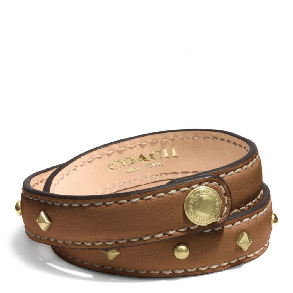 STUDDED LEATHER WRAP BRACELET - f99687 - BRASS/SADDLE