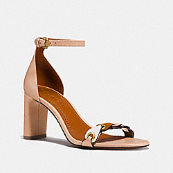 HEEL SANDAL WITH COACH LINK - FG2056 - BEECHWOOD/CHALK/SADDLE