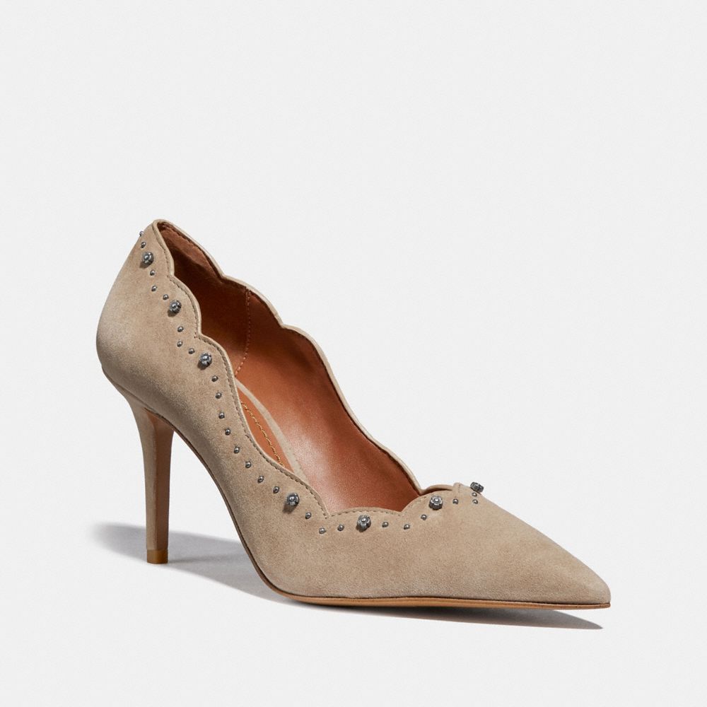 coach waverly signature buckle pumps