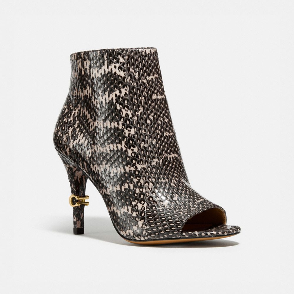 REMI BOOTIE IN SNAKESKIN - G5218 - TAN