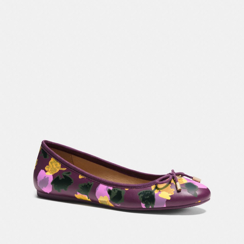 COACH Q8112 Lara Flat PLUM