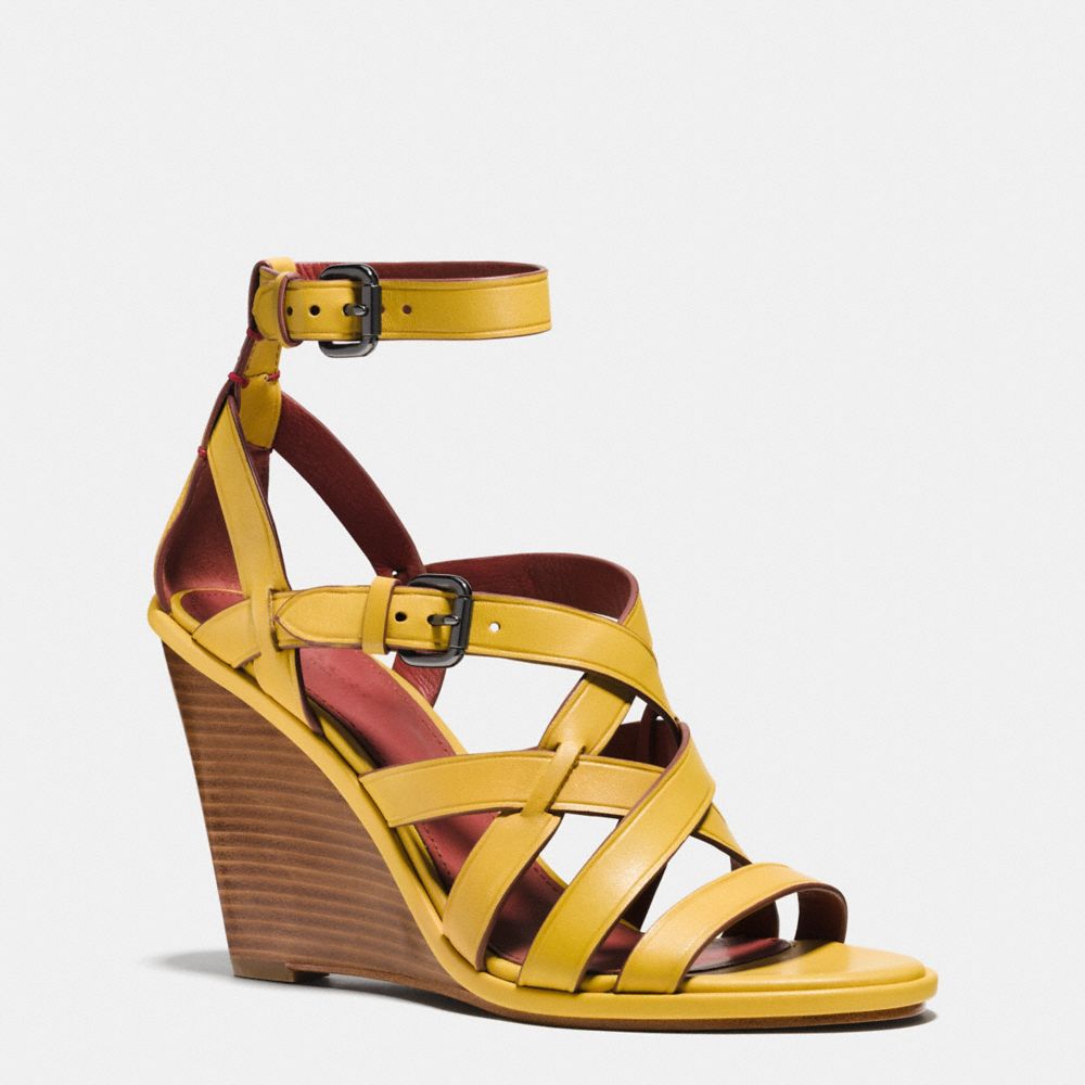 COACH DAWN WEDGE - CANARY - q8333