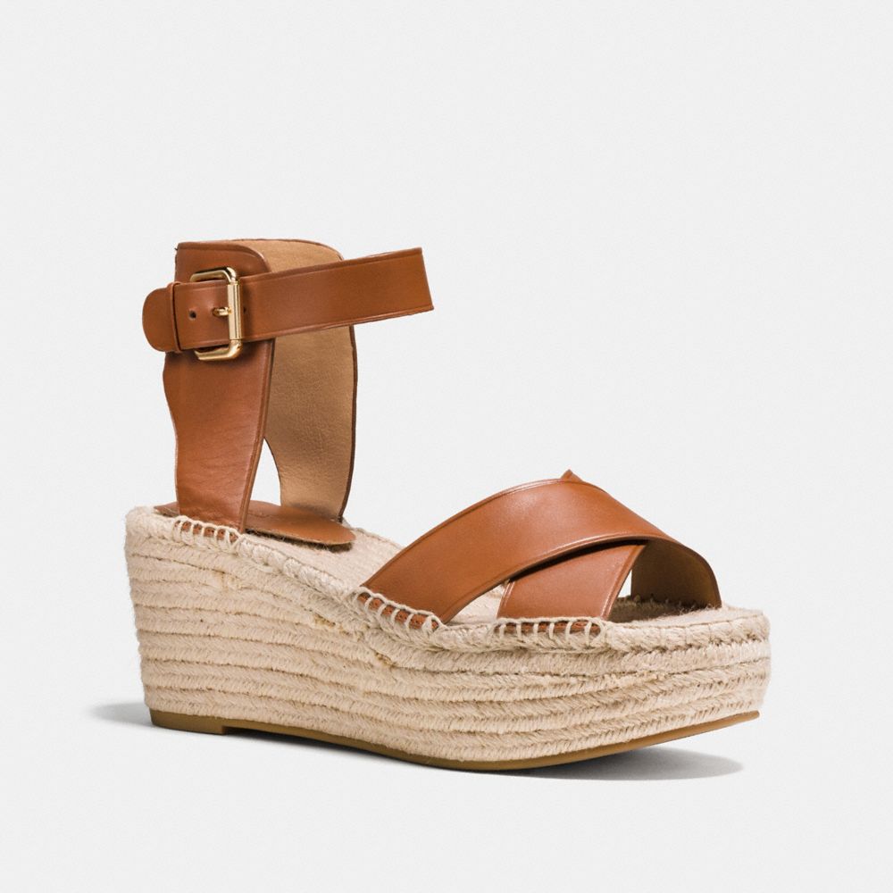 PRIMROSE WEDGE - q8421 - SADDLE