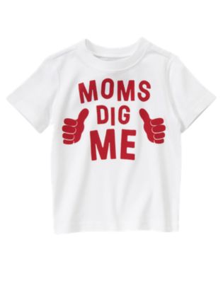 Moms Dig Me Tee