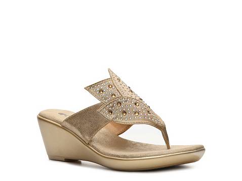 GC Shoes Lucy Wedge Sandal | DSW