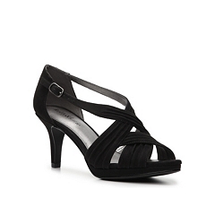 Kelly & Katie Delicia Sandal | DSW