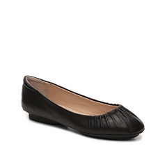 Me Too Page Leather Ballet Flat | DSW