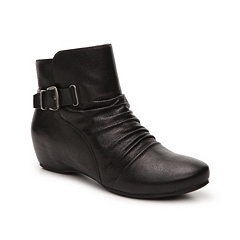 Bare Traps Song Wedge Bootie | DSW