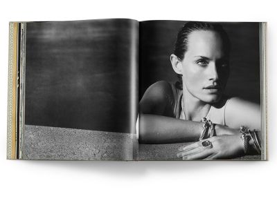 Amber Valletta wearing Buckle cable bracelets, Albion® ring, Renaissance bracelet, David Yurman Signature bracelet, 2005.