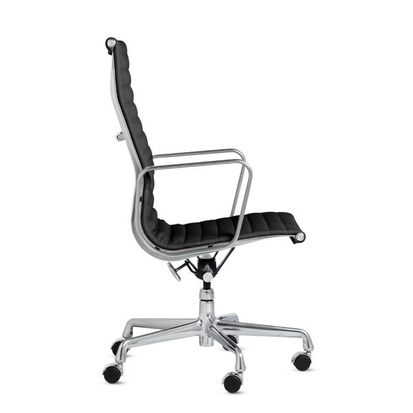 Eames&reg; Aluminum Group Executive Chair