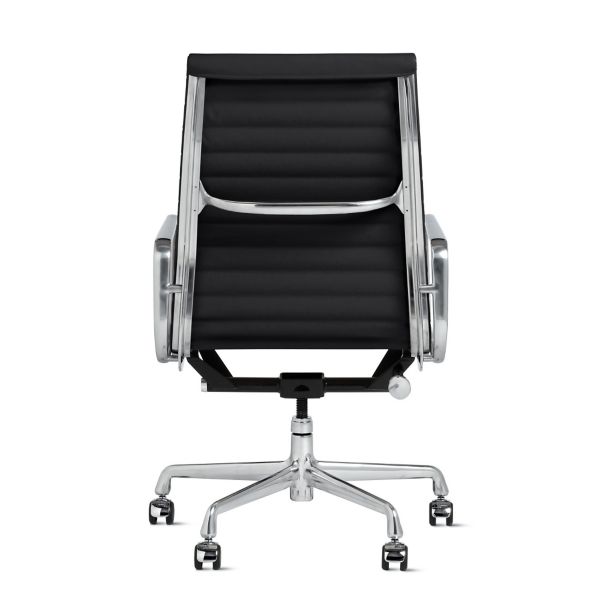 Eames&reg; Aluminum Group Executive Chair
