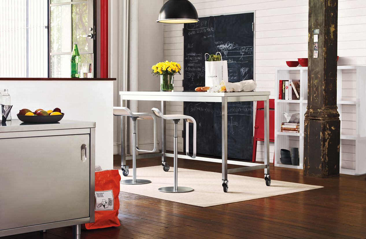 Quovis StandingHeight Table Design Within Reach