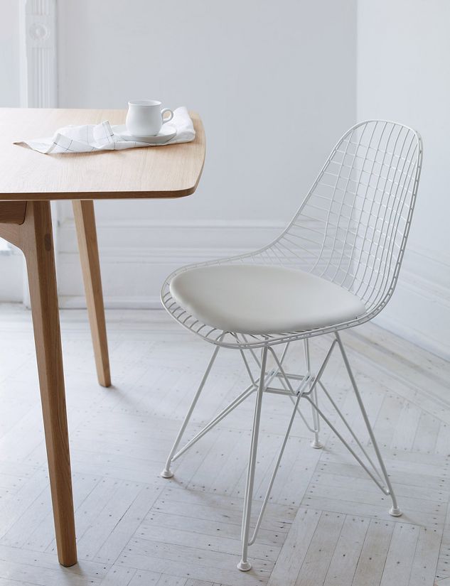 Eames Wire Chair With Seat Pad Dkr 5 Design Within Reach