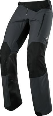 Cal&ccedil;as Legion Downpour