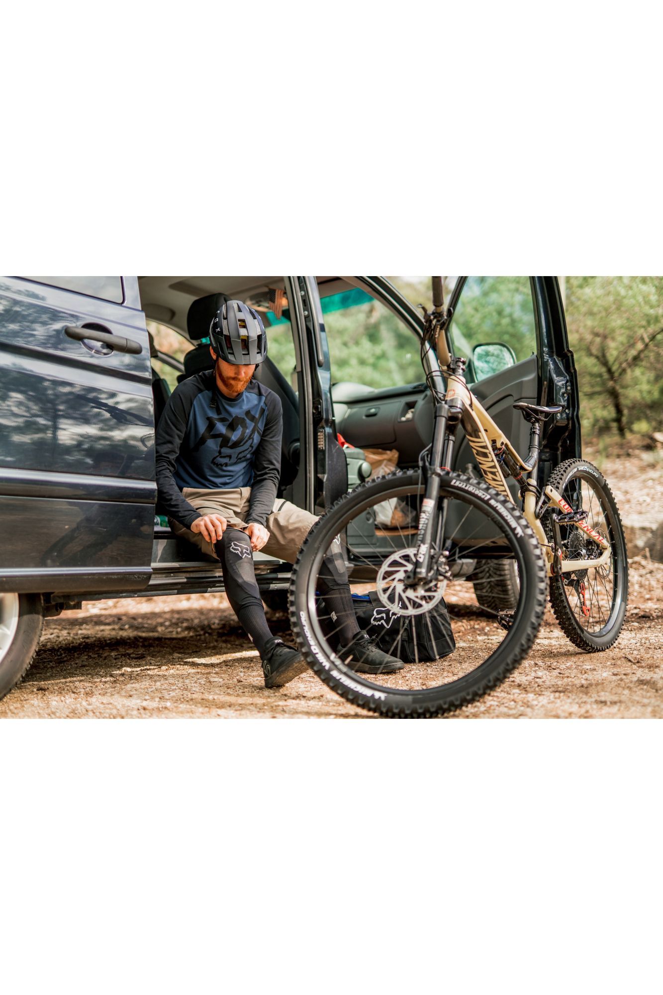 ENDURO PRO KNEE GUARD [BLK] M