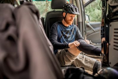 ENDURO PRO KNEE GUARD [BLK] M | Fox Racing - VK