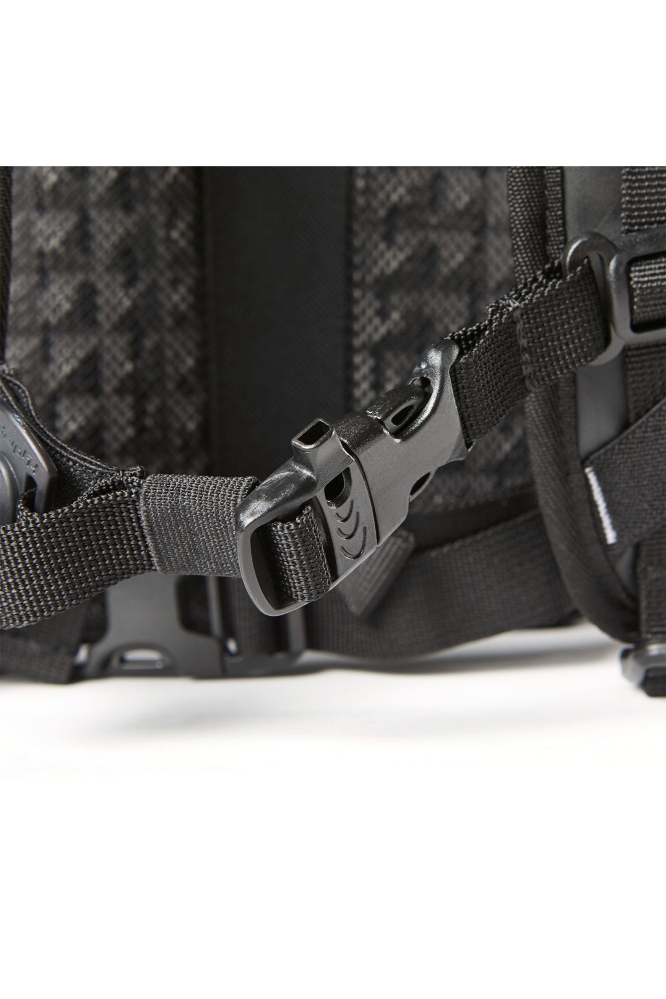 UTILITY HYDRATION PACK- SMALL [BLK] OS