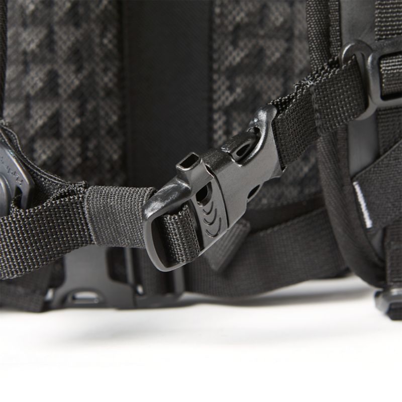 UTILITY HYDRATION PACK- SMALL [BLK] OS