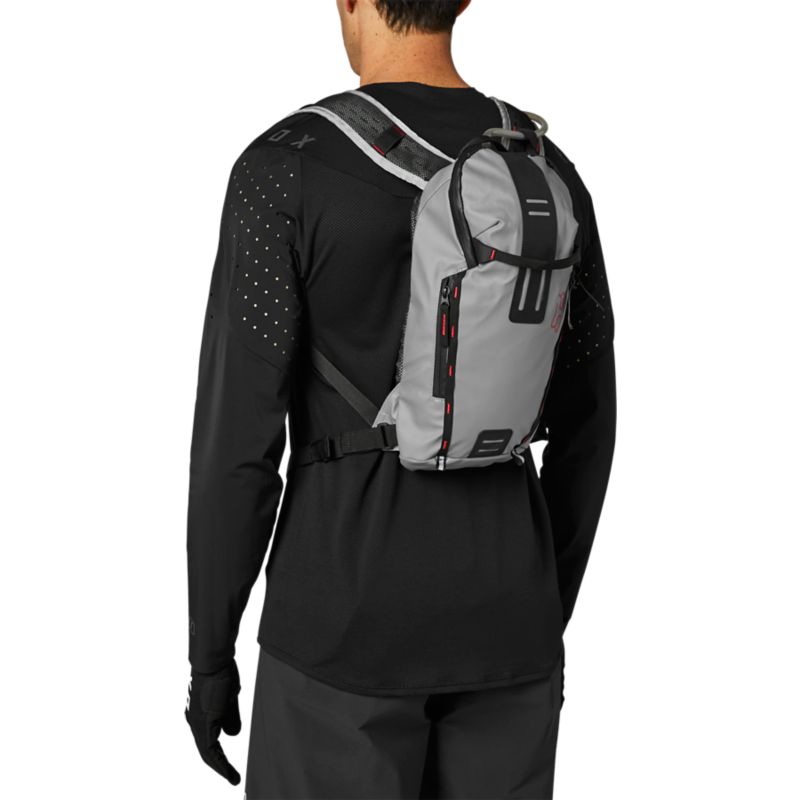 UTILITY HYDRATION PACK- SMALL [STL GRY] OS