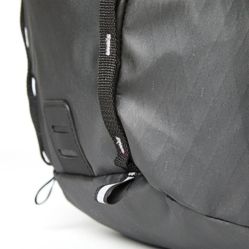 UTILITY HYDRATION PACK- MEDIUM [BLK] OS