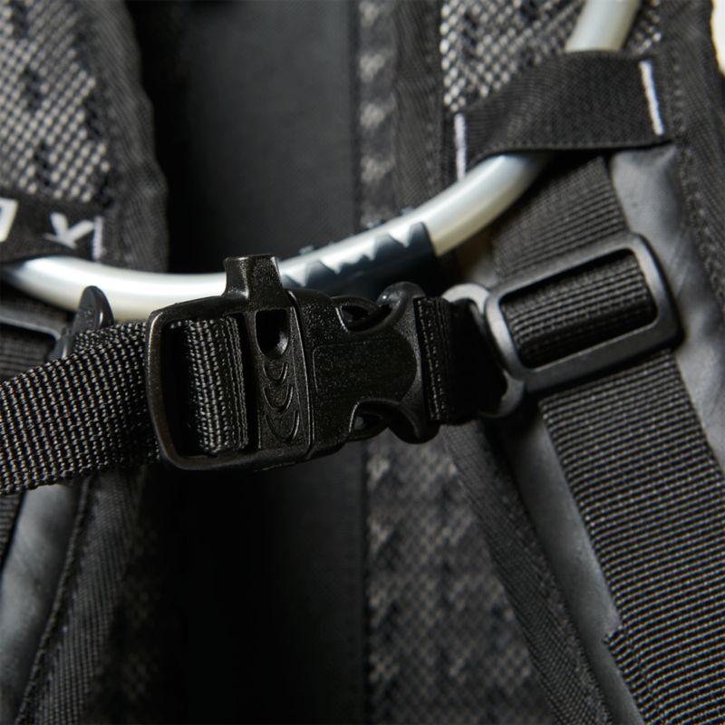 UTILITY HYDRATION PACK- LARGE [BLK] OS