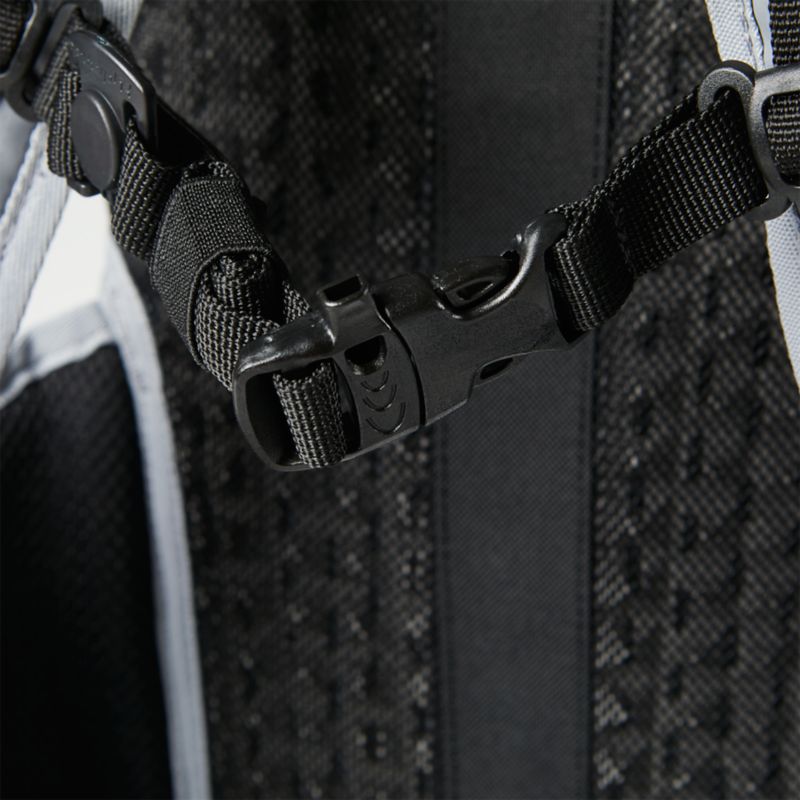 UTILITY HYDRATION PACK- LARGE [STL GRY] OS