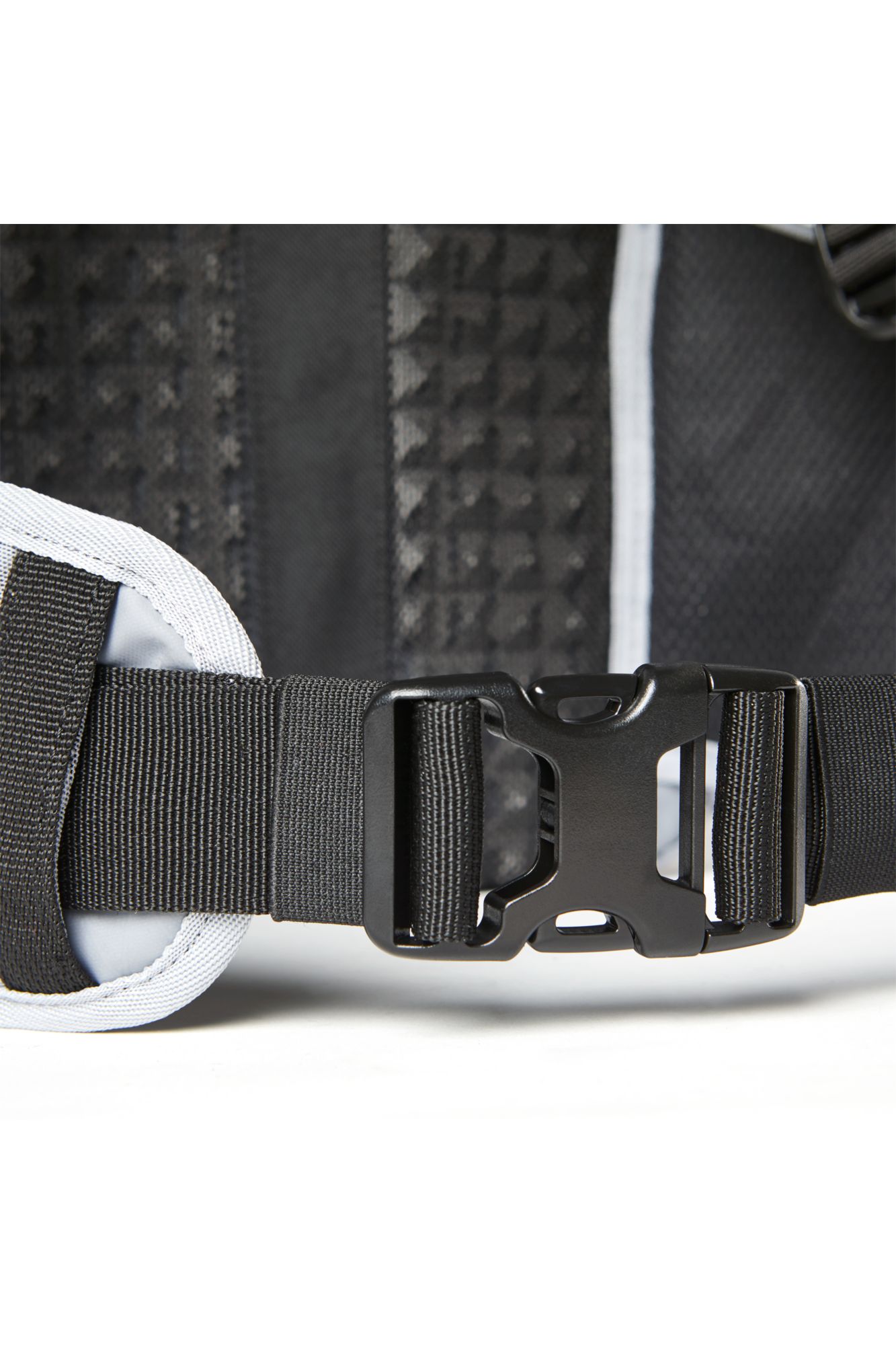 UTILITY HYDRATION PACK- LARGE [STL GRY] OS