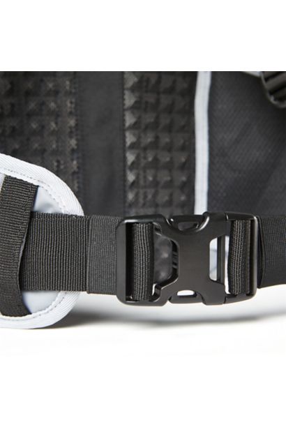 UTILITY HYDRATION PACK- LARGE [STL GRY] OS