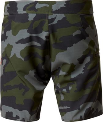 Overhead Camo strandshorts med str&aelig;k 18"