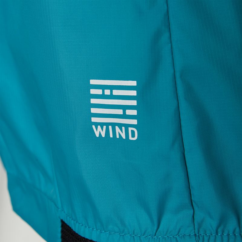WMNS DEFEND WIND JACKET [AQU] XS