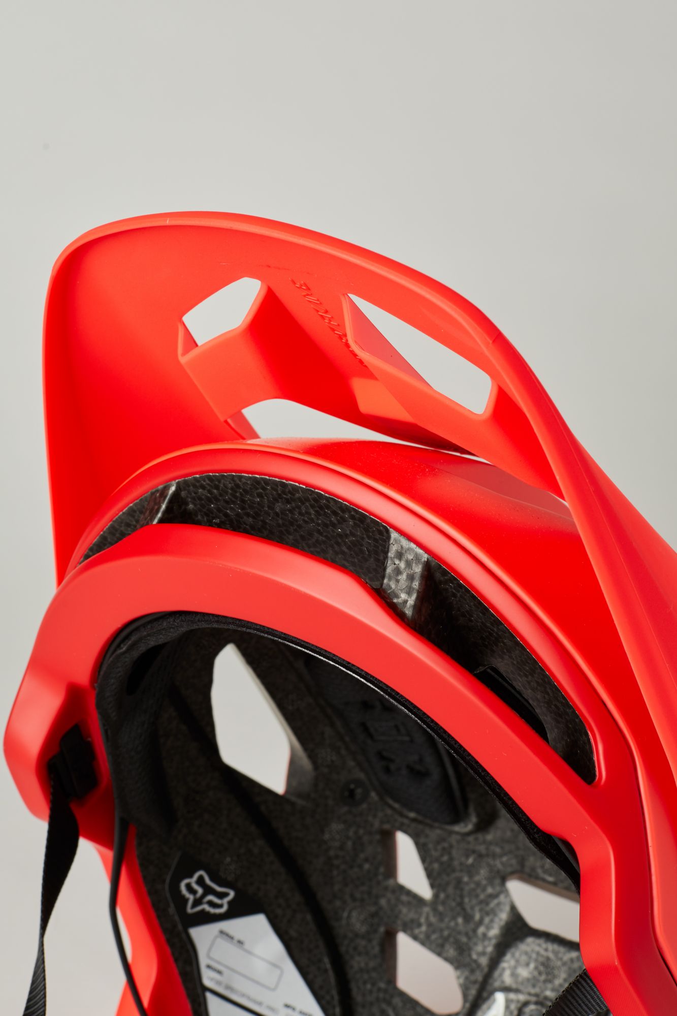 SPEEDFRAME HELMET MIPS, CE [ATMC PNCH] S