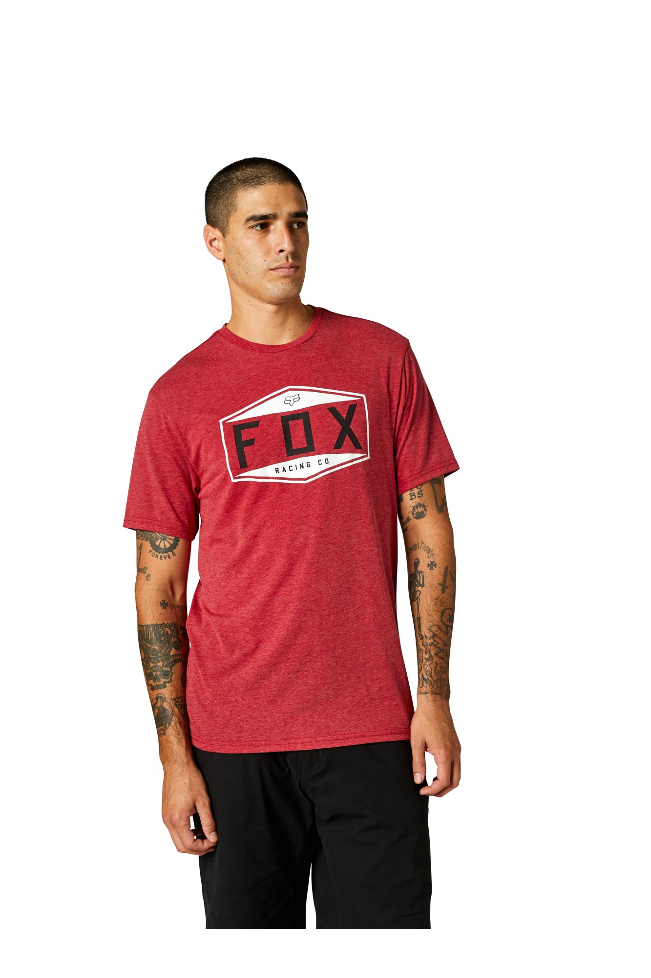 EMBLEM SS TECH TEE [CHILI] S