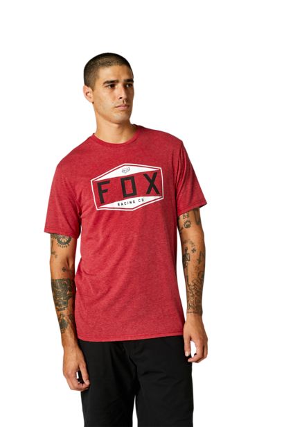 EMBLEM SS TECH TEE [CHILI] S