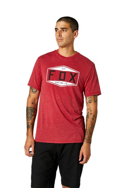 EMBLEM SS TECH TEE [CHILI] S