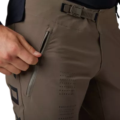 The Air-Flex Pants that unwrinkles itself - Inside Recent