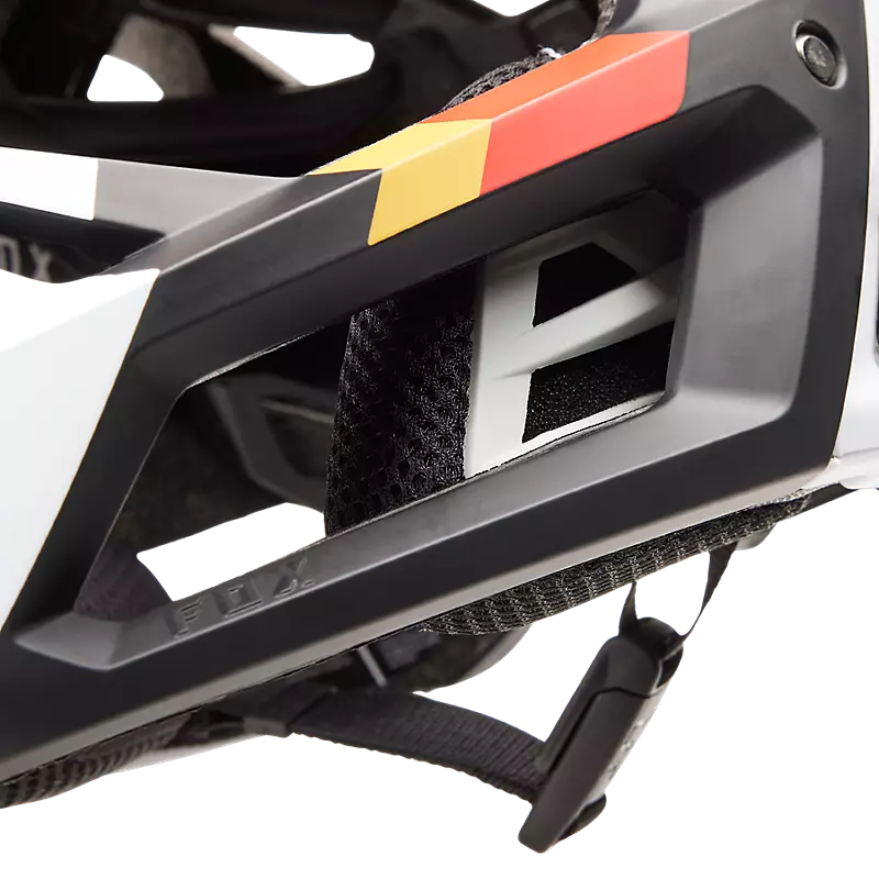 Proframe RS Clyzo Helmet Proframe RS Clyzo Helmet