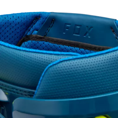 INSTINCT BOOT 