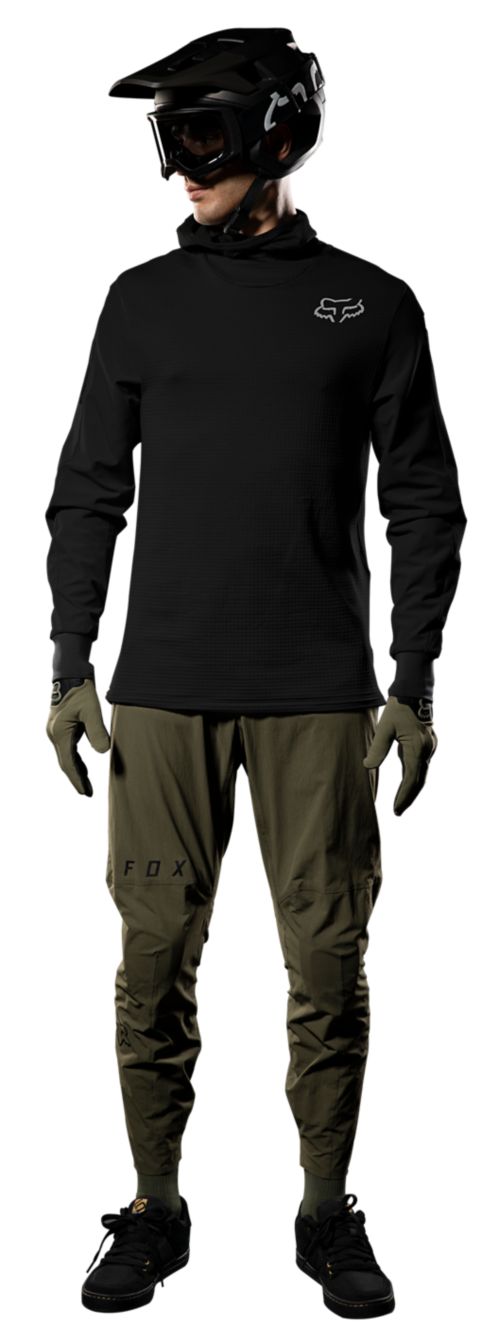 rider in moderate/dry gear