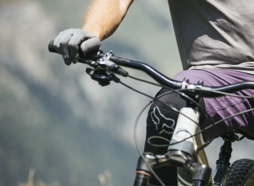 SPRING 20&rsquo; MTB GLOVES