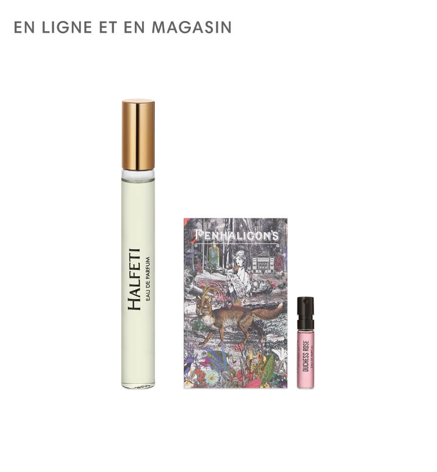 Deux parfums miniatures à côté d'un emballage peint