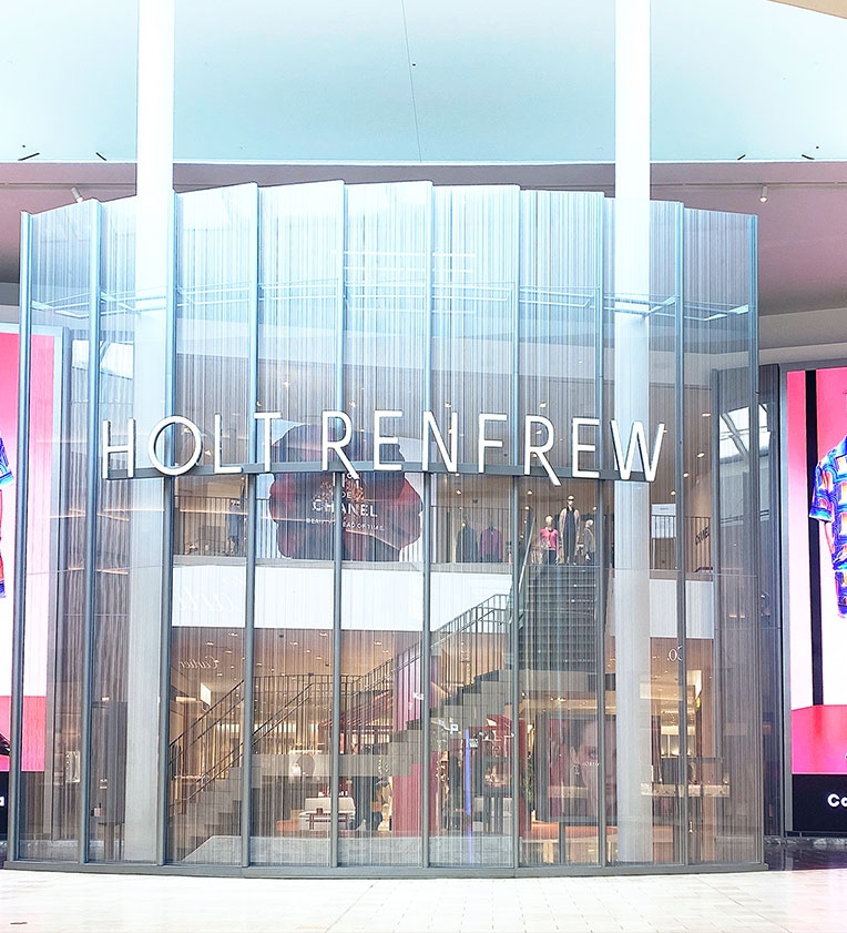 https://s7d2.scene7.com/is/image/HoltRenfrewNewProd/holtrenfrew-stores-yorkdale-m?$*hybris$