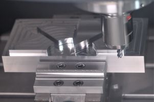 HANITA VariMill XTREME end mill cutting metal