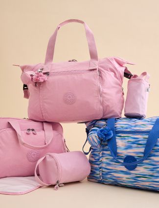 Top 5 Features to Choose the Perfect Diaper Bag