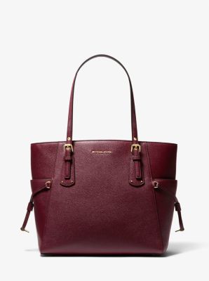 30H1GV6T1T - Voyager Small Pebbled Leather Tote Bag MERLOT