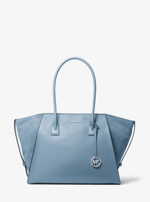 30H1S4VT4S - Avril Extra-Large Leather Top-Zip Tote Bag CHAMBRAY
