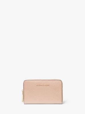 32F9GJ6D0L - Small Pebbled Leather Wallet SOFT PINK