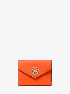 32S1GNME6L - Carmen Medium Saffiano Leather Tri-Fold Envelope Wallet CLEMENTINE