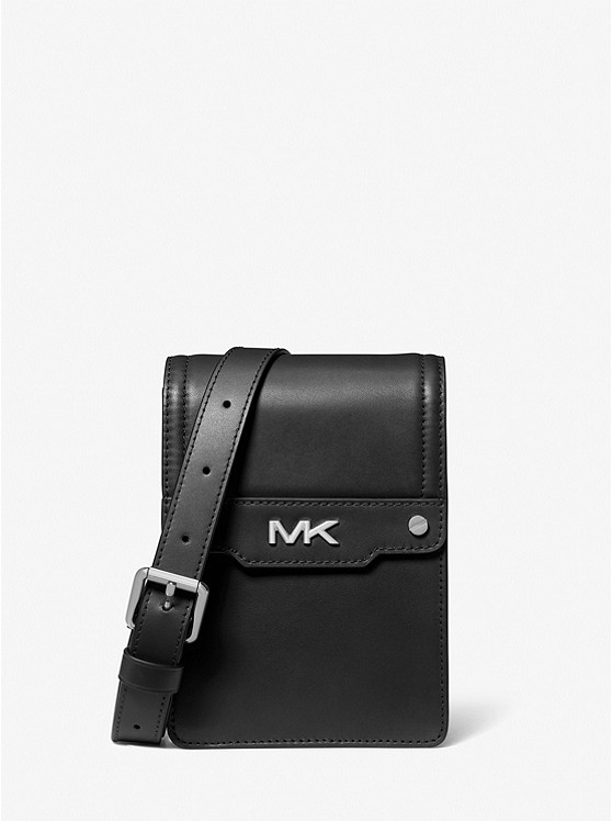 MK 33F3LVAM5L Varick Leather Smartphone Crossbody Bag BLACK