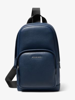 37S1LCOY1L - Cooper Pebbled Leather Sling Pack NAVY