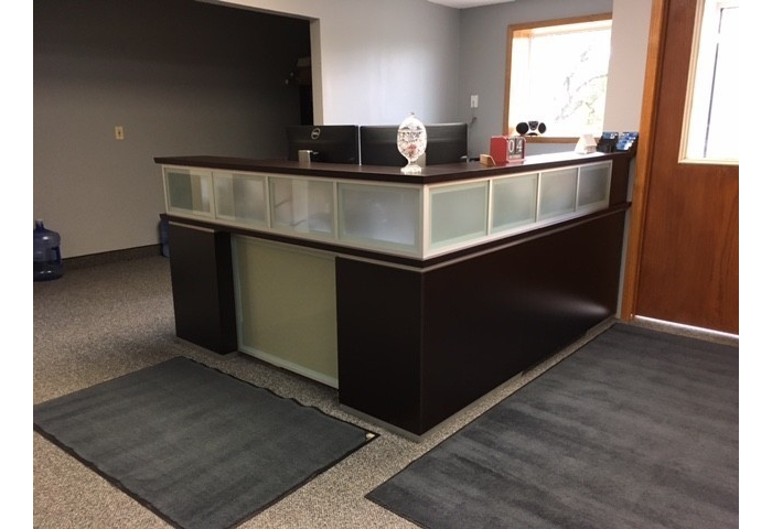 l shaped reception desk